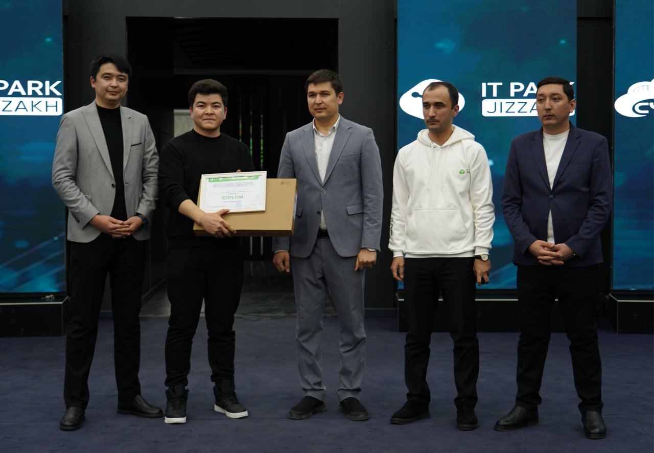 RAKUN AI honored member Eldor won 1st place at IDEATHON 2025 hosted by IT Park Jizzakh.